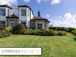 https://www.cornishsecrets.co.uk/property-locations/st-ives-holiday-cottages/ website